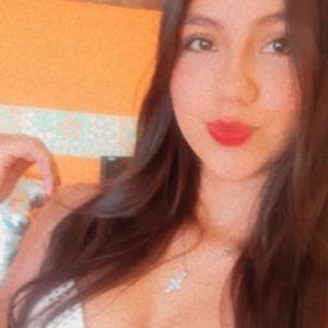 Meet your Posher, Valentina